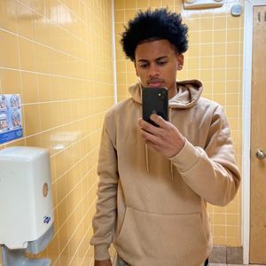 Meet your Posher, Frank ney